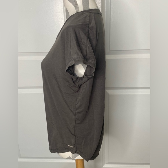 Mondetta Small Performance Top - Picture 3 of 9